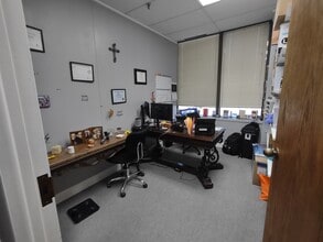 1800 Teague Dr, Sherman, TX à louer Photo intérieure- Image 2 de 9