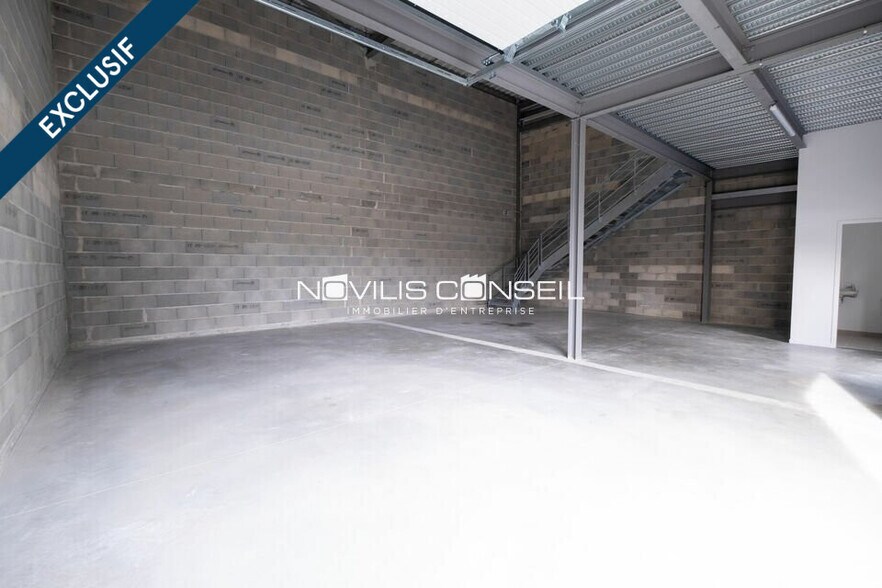 Flex in Cornebarrieu for lease - Interior Photo - Image 3 of 10