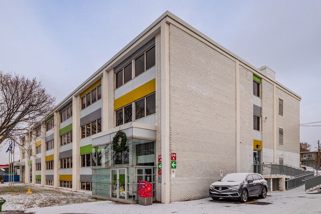 Plus de détails pour 6850-6854 Rue Sherbrooke E, Montréal, QC - Bureau à vendre