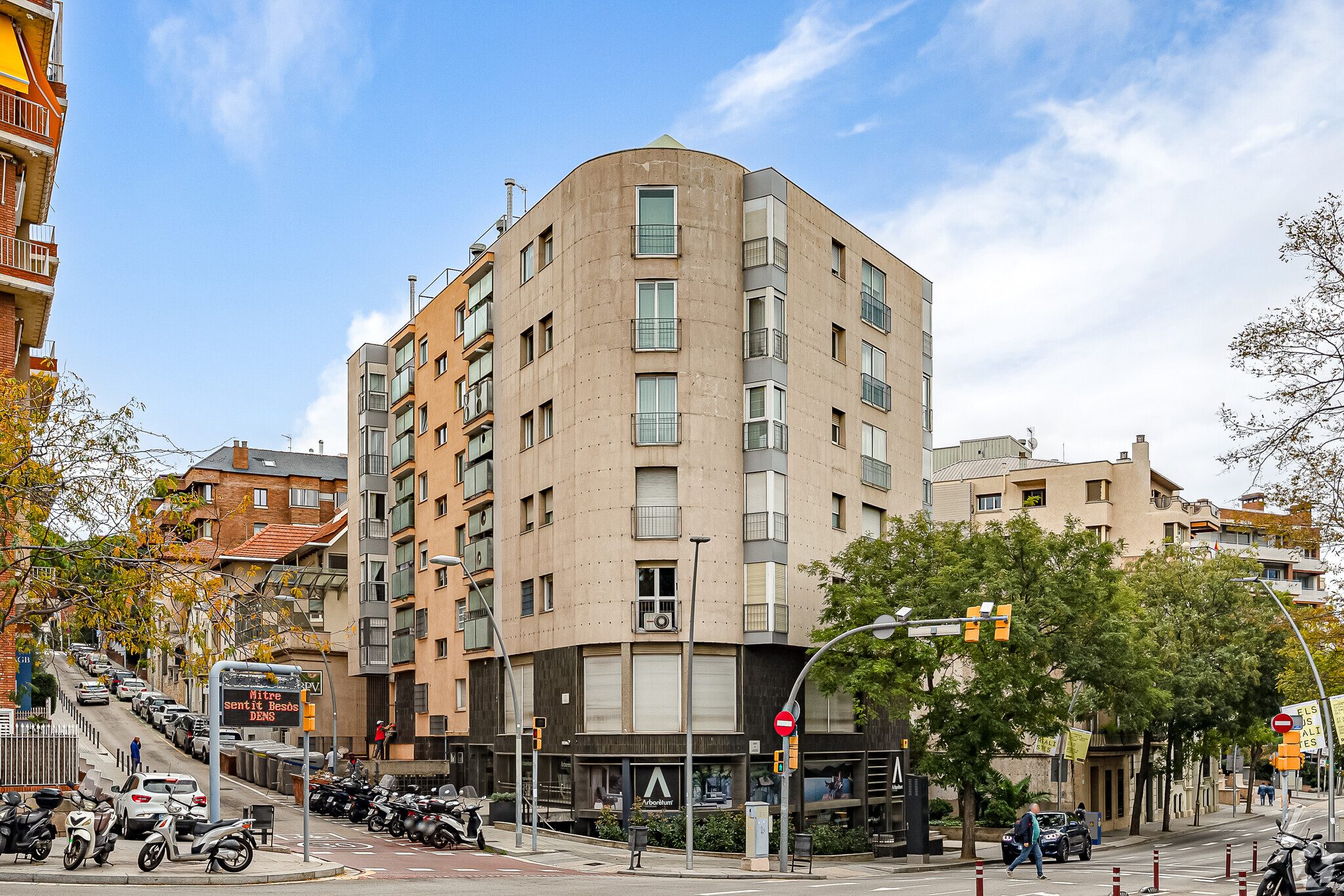 Carrer de Ganduxer, 88, Barcelona, Barcelona for lease Primary Photo- Image 1 of 3