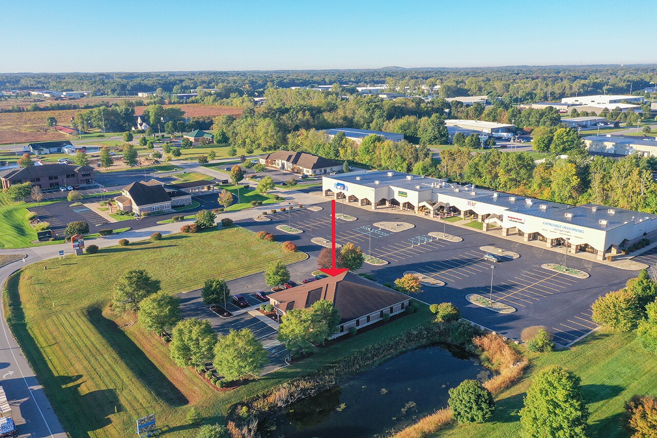 631 County Road 17, Elkhart, IN à louer Photo du bâtiment- Image 1 de 31