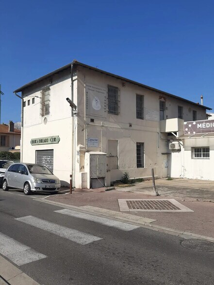96 Boulevard Paul Doumer, Le Cannet for sale - Building Photo - Image 2 of 5