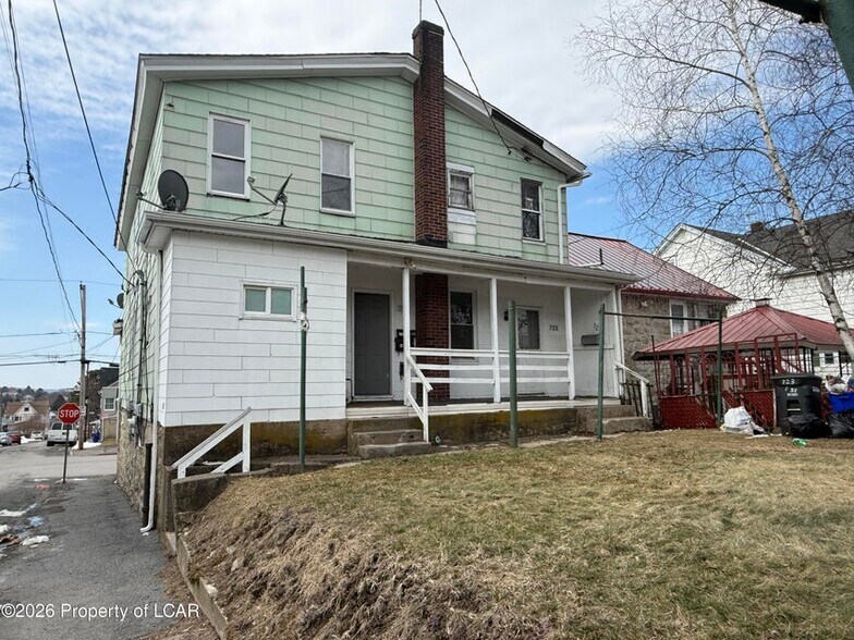 721 N Vine St, Hazleton, PA à vendre - Photo du bâtiment - Image 2 de 47
