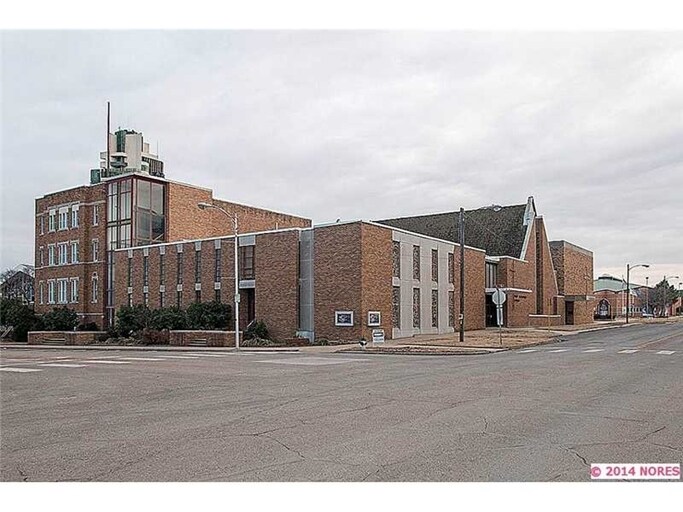 500 S Johnstone Ave, Bartlesville, OK à vendre - Photo du bâtiment - Image 2 de 15