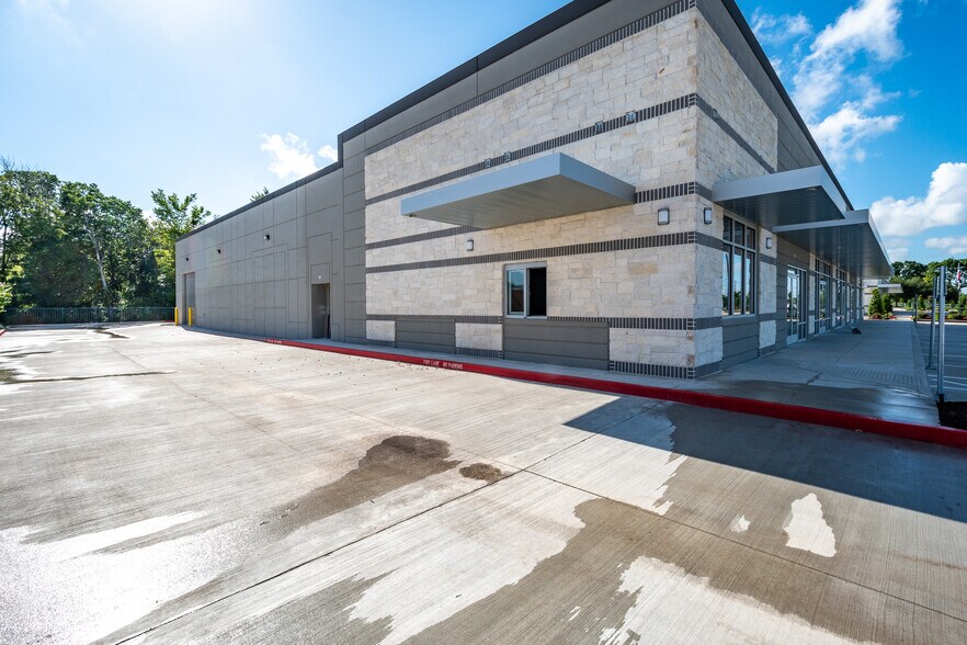 3515 Canada Rd, La Porte, TX à louer - Photo du bâtiment - Image 3 de 7