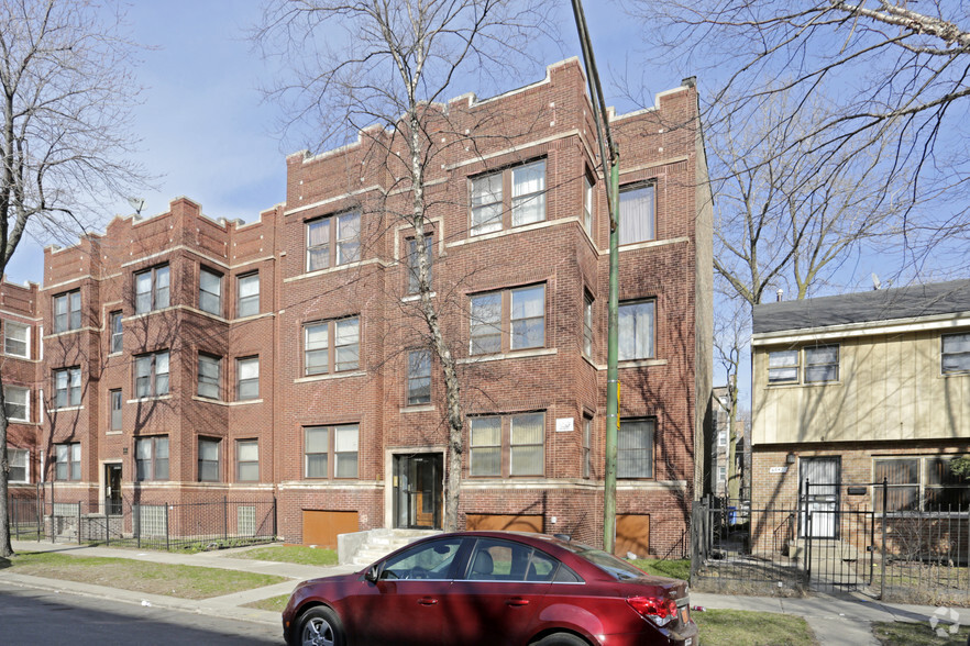 Chicago Woodlawn/South Shore Portfolio portefeuille de 7 propriétés à vendre sur LoopNet.ca - Photo principale - Image 1 de 7