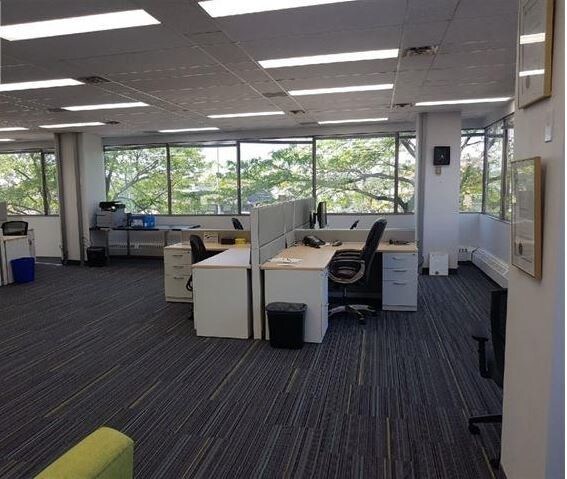 1305 Pickering Pky, Pickering, ON à vendre Photo intérieure- Image 1 de 1