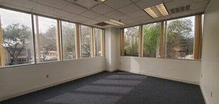 3902 Henderson Blvd, Tampa, FL à louer Photo intérieure- Image 2 de 9