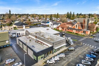 113 6th St, Lynden, WA à louer Photo du bâtiment- Image 2 de 11