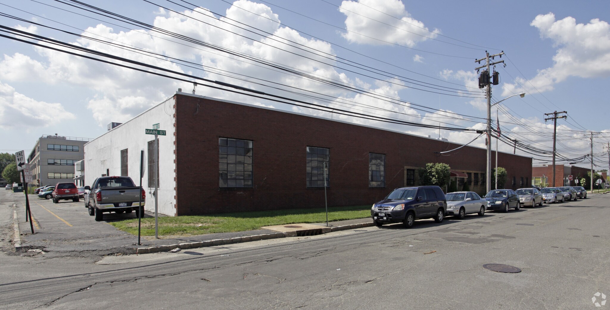 686 Main St, Westbury, NY for sale Building Photo- Image 1 of 4