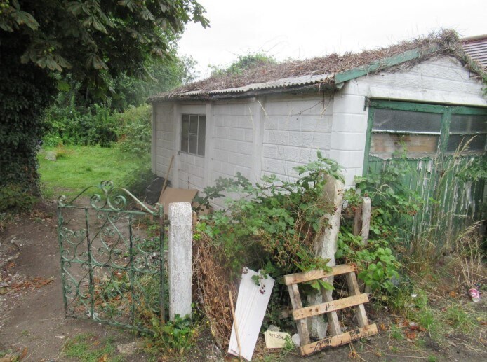 153 Mostyn Rd, London for sale - Primary Photo - Image 1 of 2