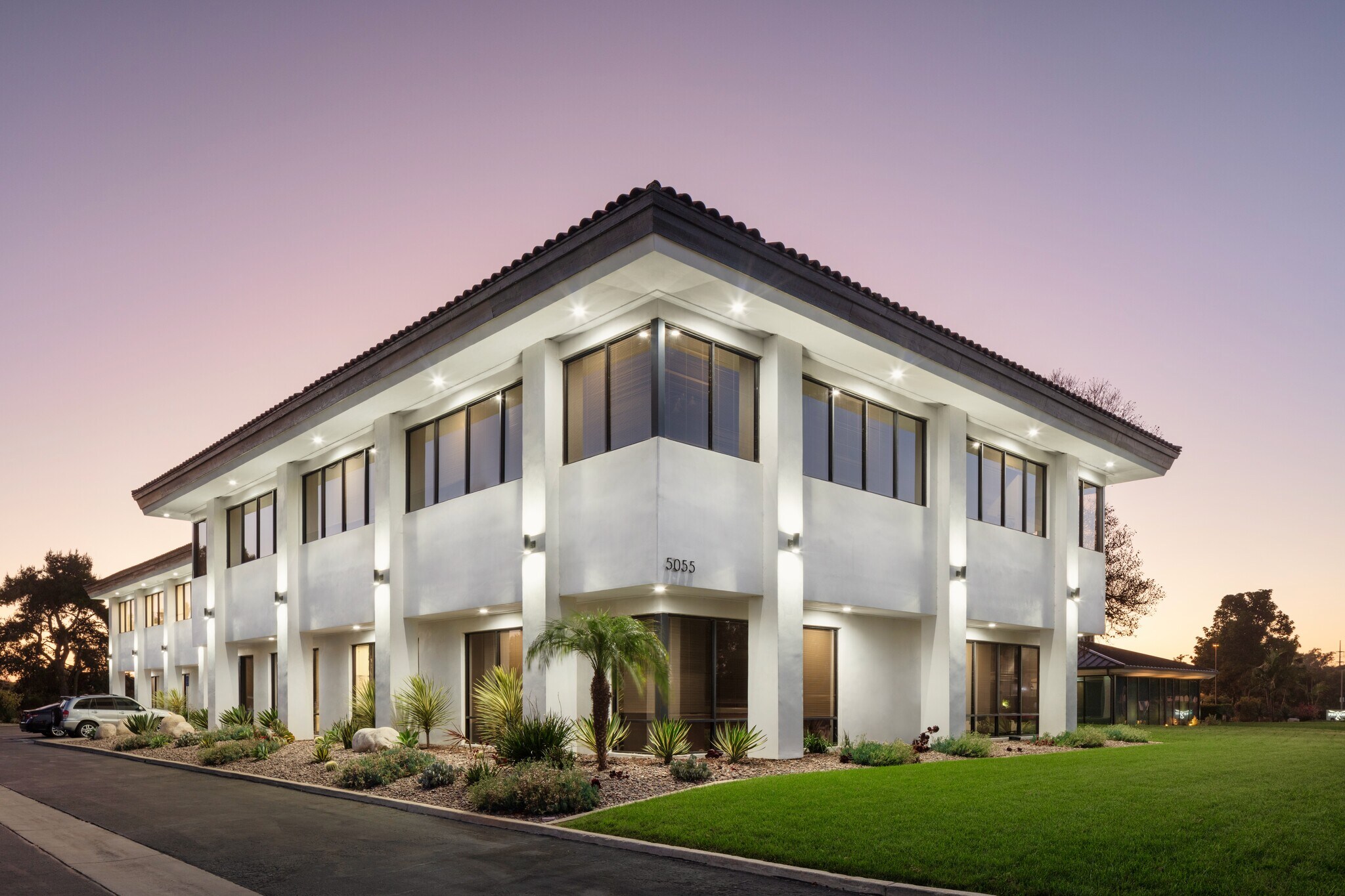 5055 Avenida Encinas, Carlsbad, CA à louer Photo du bâtiment- Image 1 de 15