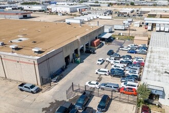 5127-5131 Mercantile Row, Dallas, TX à louer Aérien- Image 2 de 11