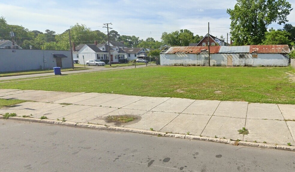 Afton Pkwy & Farragut St portefeuille de 2 propriétés à vendre sur LoopNet.ca - Photo du bâtiment - Image 2 de 3