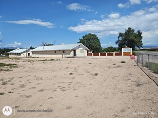 Plus de détails pour 1732 Simmons Ln, Espanola, NM - Bureau/Commerce de détail à louer