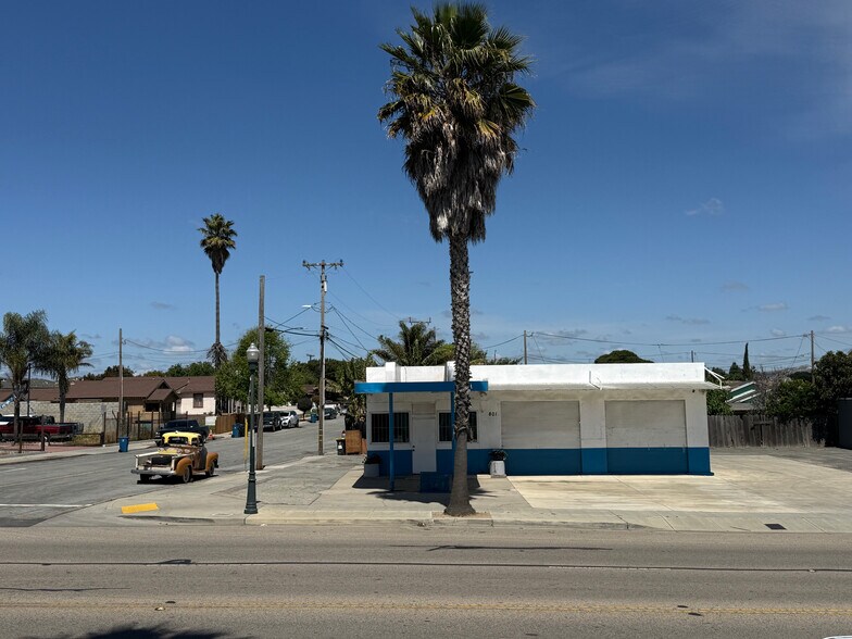 801 E Market St, Salinas, CA à vendre - Photo du bâtiment - Image 3 de 4