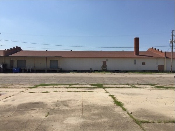 Plus de détails pour 7600 Fort Chaffee Blvd, Fort Smith, AR - Industriel à louer