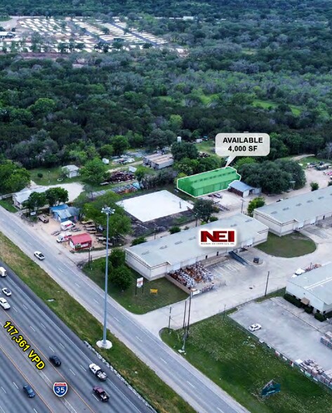 9475 Interstate 35 N, New Braunfels, TX à louer - Photo du bâtiment - Image 3 de 6