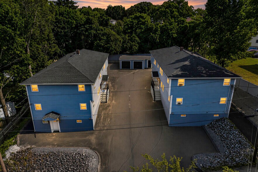 12-14 Hunnewell Rd, Worcester, MA à vendre - Photo principale - Image 1 de 20