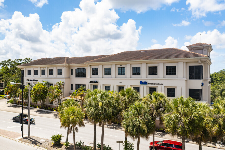 1858 Ringling Blvd, Sarasota, FL à louer - Photo principale - Image 1 de 6