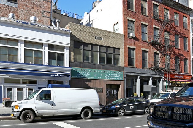 More details for 132 W Broadway, New York, NY - Office/Retail, Retail for Lease
