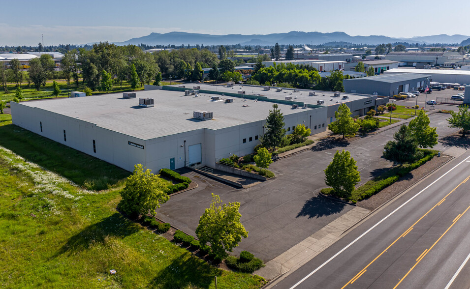 3403 W 7th Ave, Eugene, OR à vendre - Photo du bâtiment - Image 1 de 1