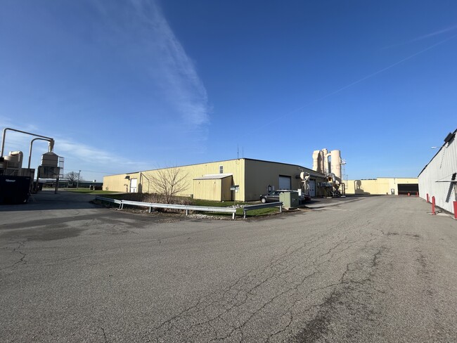 More details for 606 Legion St, Bristol, IN - Industrial for Lease