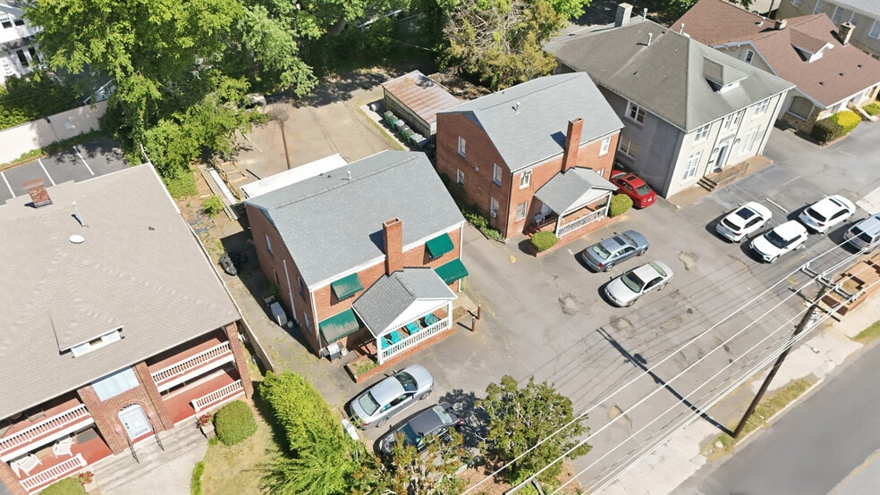 2213-2215 Park Rd, Charlotte, NC for sale - Building Photo - Image 2 of 16