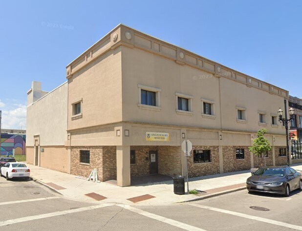 5618-5624 6th Ave, Kenosha, WI for lease Primary Photo- Image 1 of 18