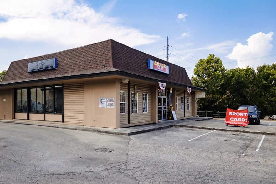 2173 Bennington St, Roanoke, VA for lease - Building Photo - Image 2 of 7