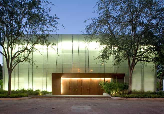 117 NE 2nd St, Fort Lauderdale, FL for lease Primary Photo- Image 1 of 8
