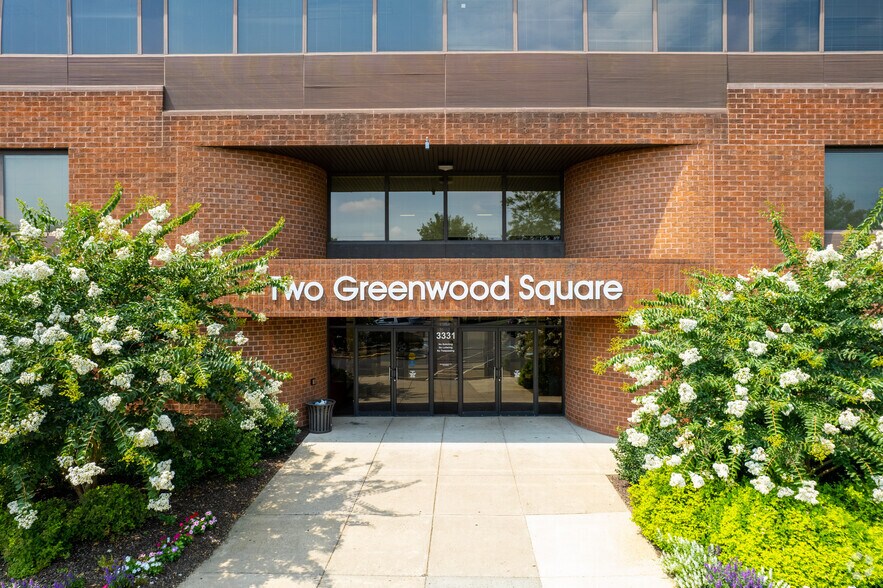 3331 Street Rd, Bensalem, PA à louer - Photo du bâtiment - Image 3 de 4