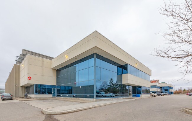 Plus de détails pour 35 Minthorn Blvd, Markham, ON - Industriel à louer