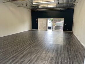 504 E Alvarado St, Fallbrook, CA à louer Photo intérieure- Image 2 de 9