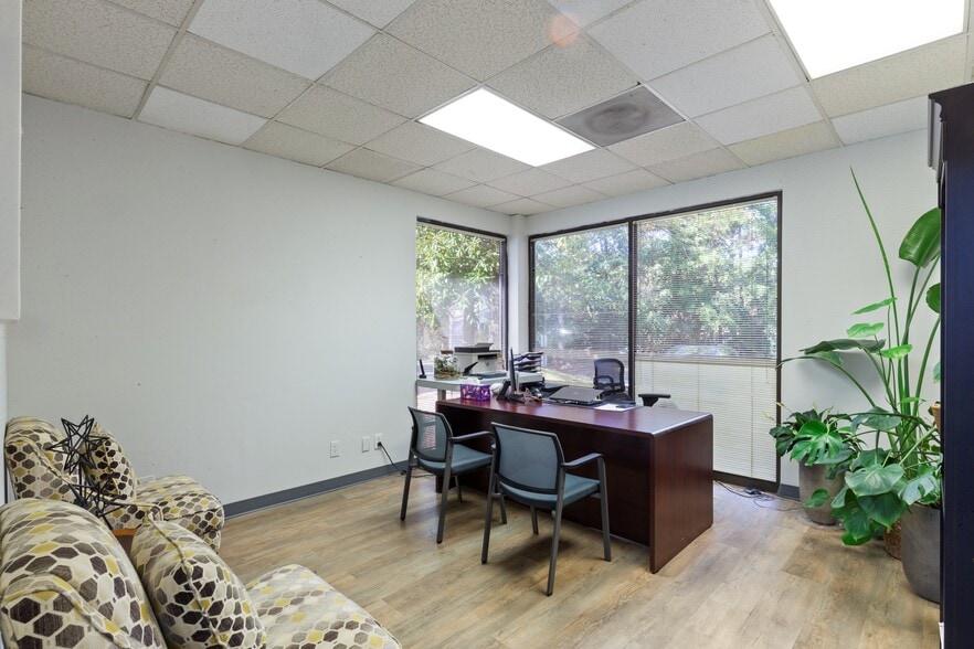 1900 The Exchange SE, Atlanta, GA for lease - Building Photo - Image 3 of 25