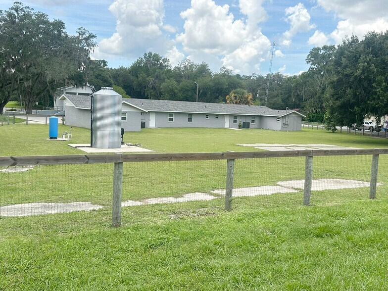 4440 NW 155th St, Reddick, FL à vendre - Photo du bâtiment - Image 3 de 13