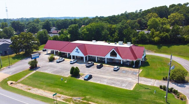 More details for 5106 S Thompson St, Springdale, AR - Office for Lease