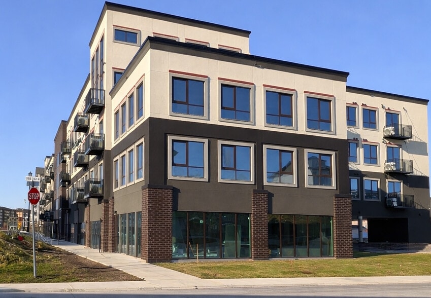 275 Centre St, Winnipeg, MB for sale - Primary Photo - Image 1 of 7