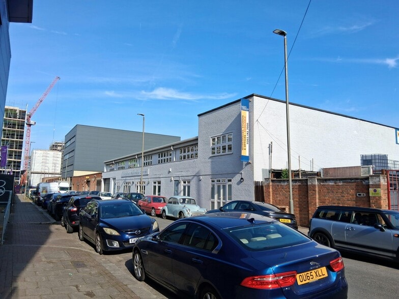 9 Lydden Rd, Londres à vendre - Photo du bâtiment - Image 3 de 10