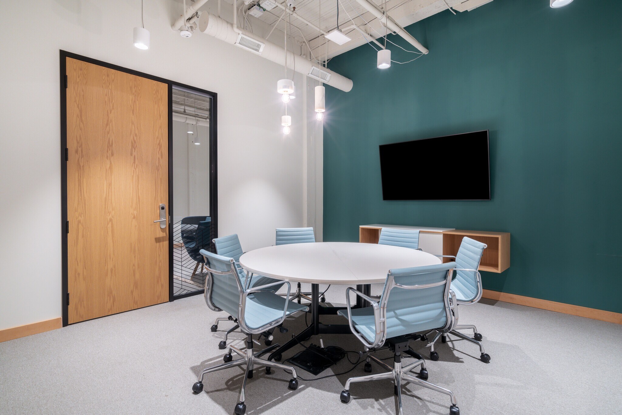 325 Front St W, Toronto, ON à louer Photo intérieure- Image 1 de 7