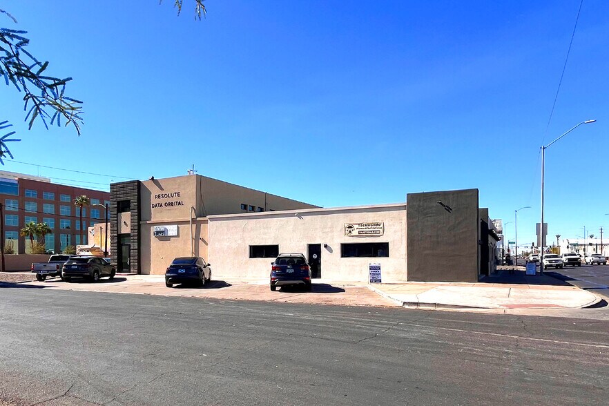 1805 W Van Buren St, Phoenix, AZ à louer - Photo du bâtiment - Image 2 de 11