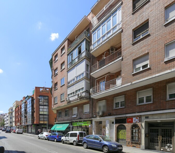 Calle de Zabaleta, 5, Madrid, Madrid à vendre - Photo du bâtiment - Image 2 de 4