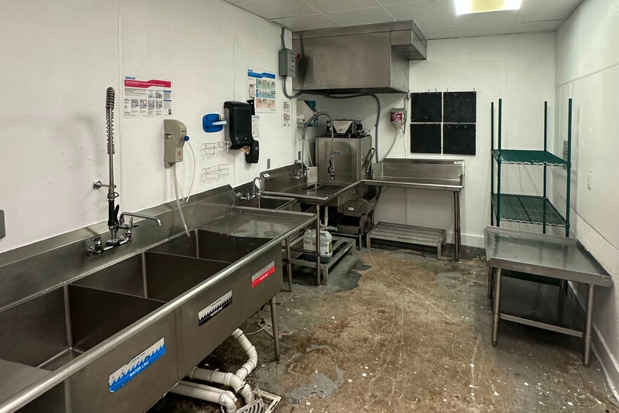 3452-3466 N Miami Ave, Miami, FL for lease - Interior Photo - Image 3 of 7