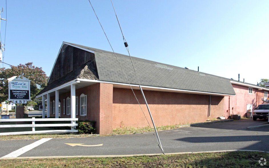 455-457 Broad St, Shrewsbury, NJ for sale - Building Photo - Image 2 of 2