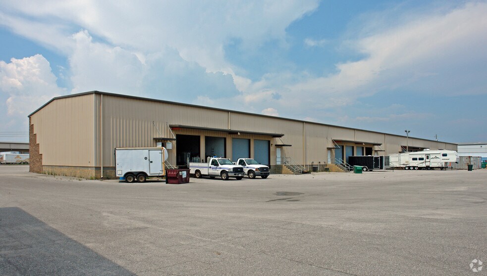 3357 Copter Rd, Pensacola, FL à louer - Photo du bâtiment - Image 2 de 2