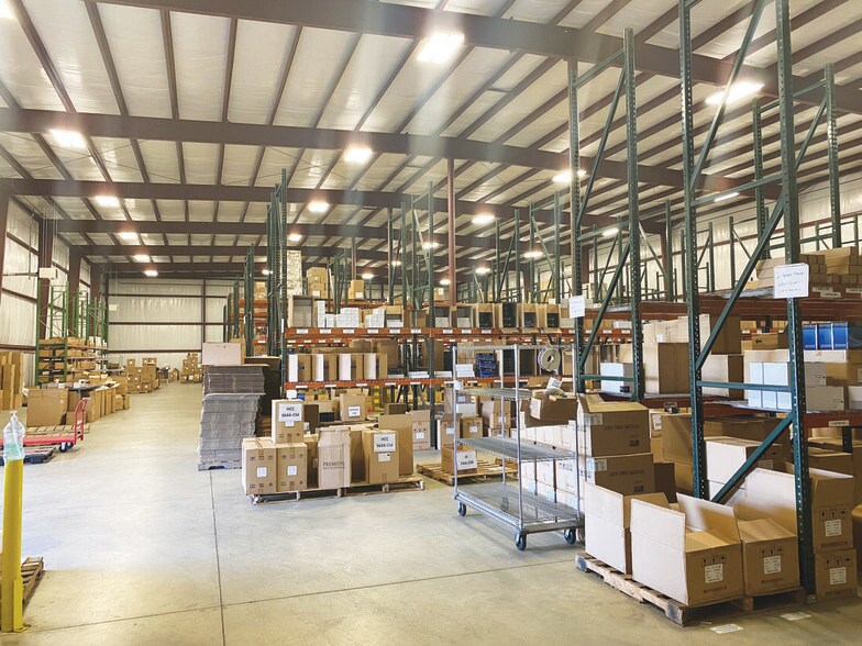 716 Airport Rd, Palmyra, PA à louer - Photo intérieure - Image 2 de 8