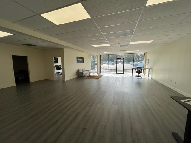 410 Government Ave, Valparaiso, FL for lease - Building Photo - Image 2 of 9