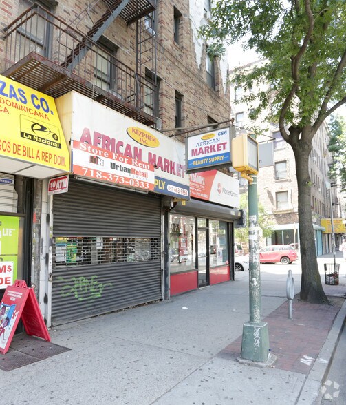 684 Flatbush Ave, Brooklyn, NY à louer - Photo du bâtiment - Image 3 de 4