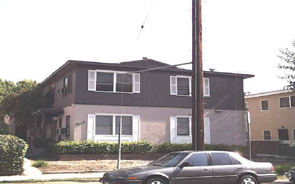 13227 Oxnard St, Van Nuys, CA à vendre - Photo du bâtiment - Image 2 de 4