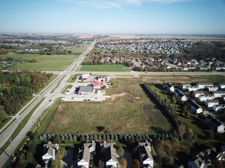 156th St, Urbandale, IA for sale - Primary Photo - Image 1 of 1
